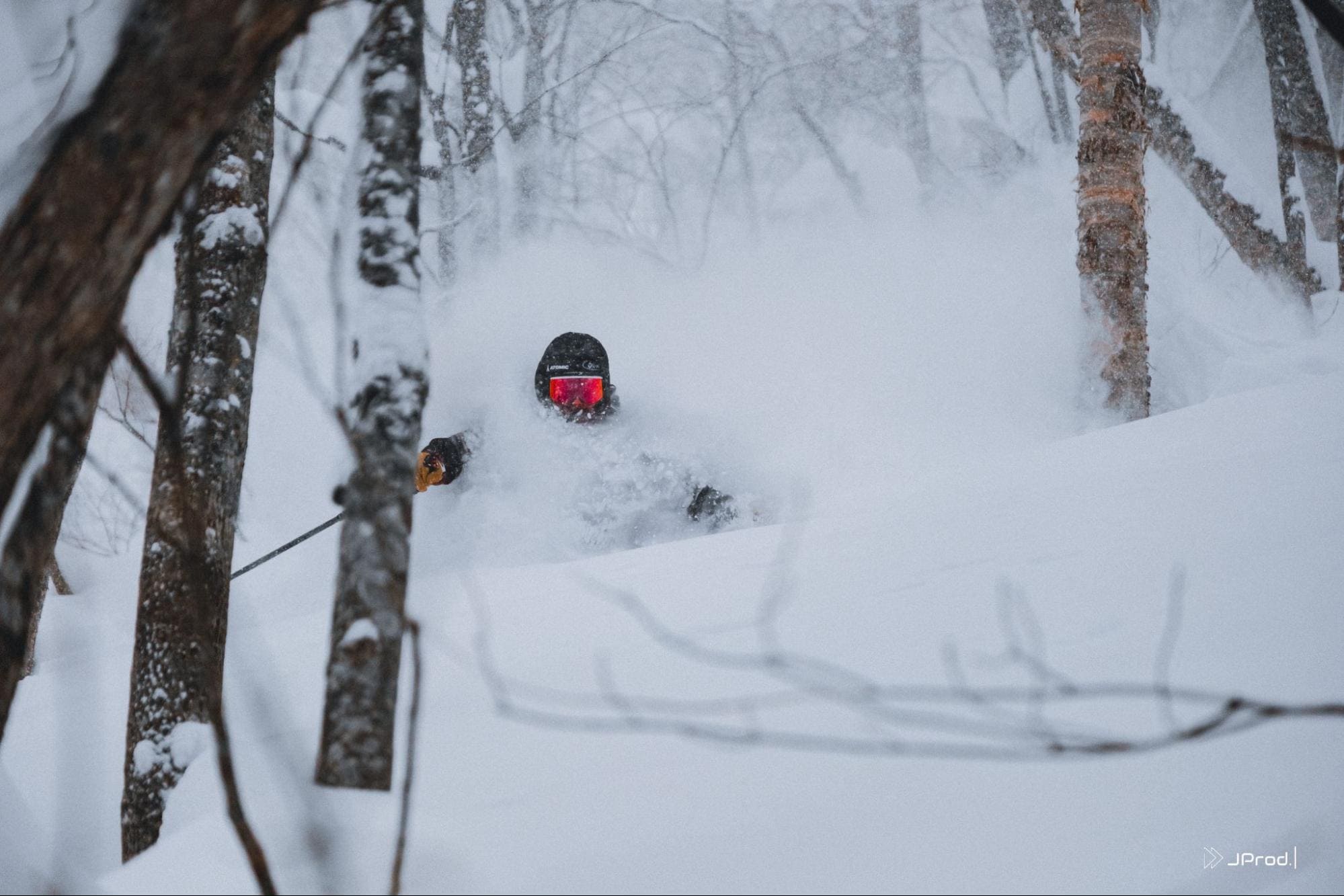 aymar navarro skiing deep snow furano ski resort. foto by j.prod